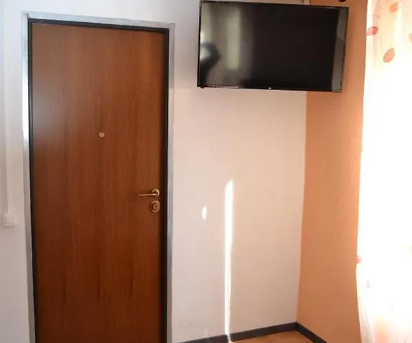 Casa Yoghi Gasthuis Cadenazzo