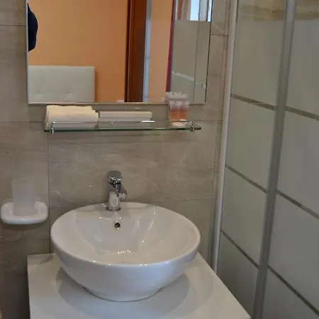 Casa Yoghi Cadenazzo